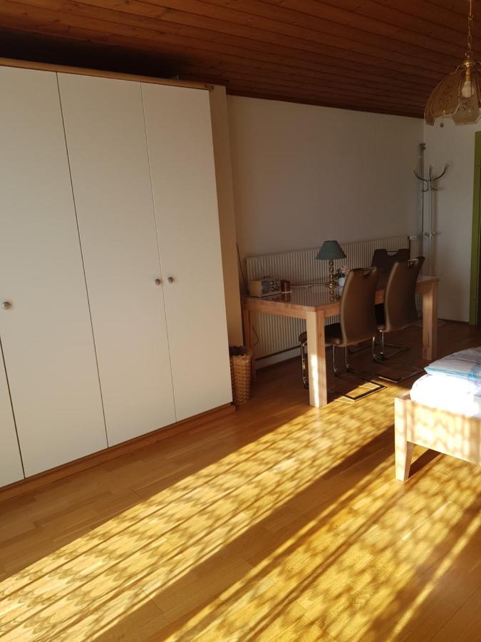 Obstbau Und Gaestezimmer Stani 绍萨尔地区基策克 外观 照片