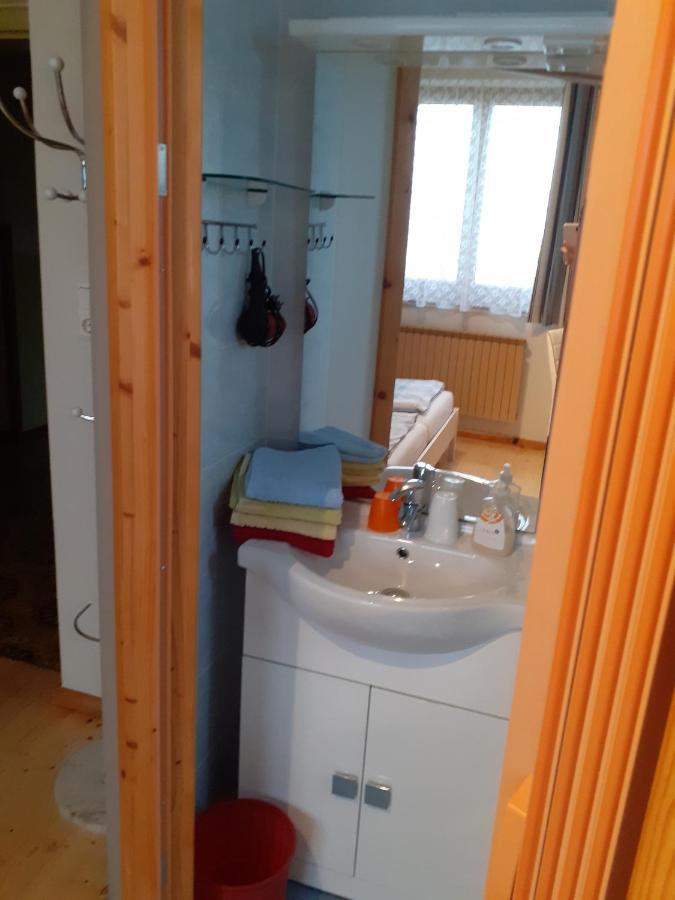 Obstbau Und Gaestezimmer Stani 绍萨尔地区基策克 外观 照片